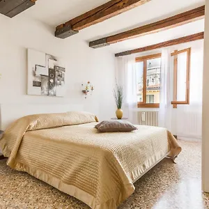 Apartament Accademia Charm By Wonderful Italy, Wenecja